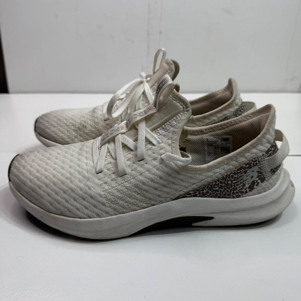 New Balance Womens 9 Memory Sole Sneakers White & Leopard Print